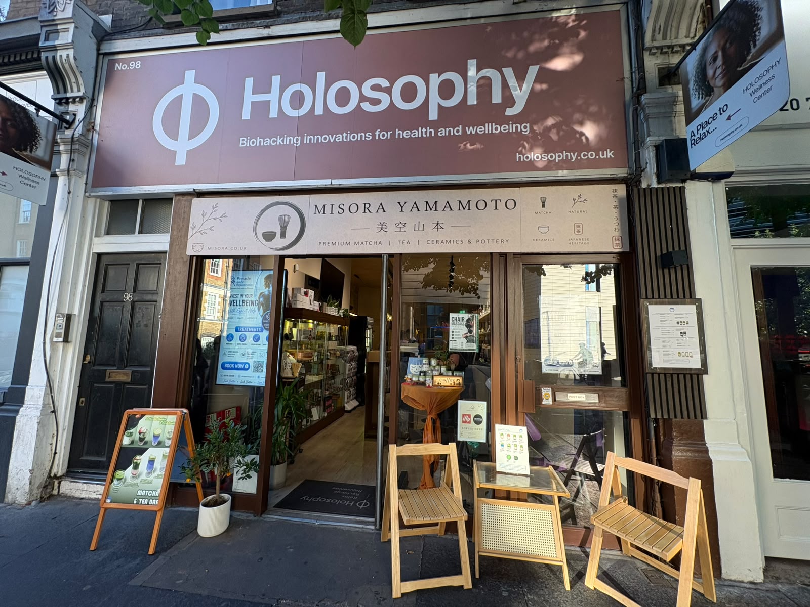 Misora Yamamoto storefront